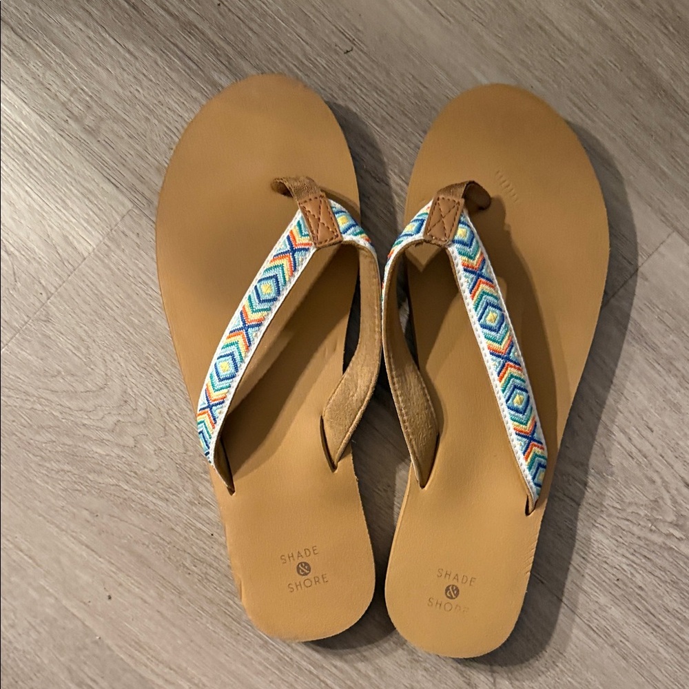 Shade & Shore Tan Sandals with Colorful Patterned Straps